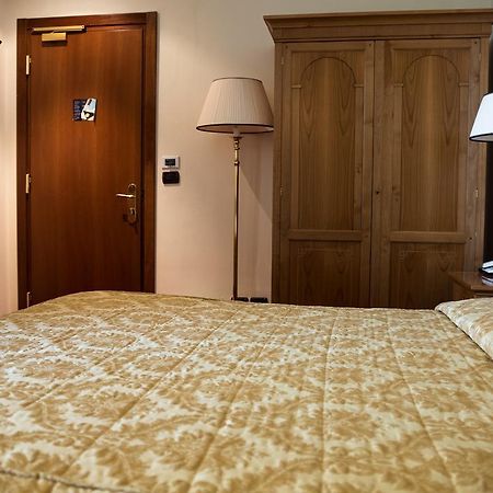 Albergo Ristorante Da Domenico Monte San Savino Luaran gambar